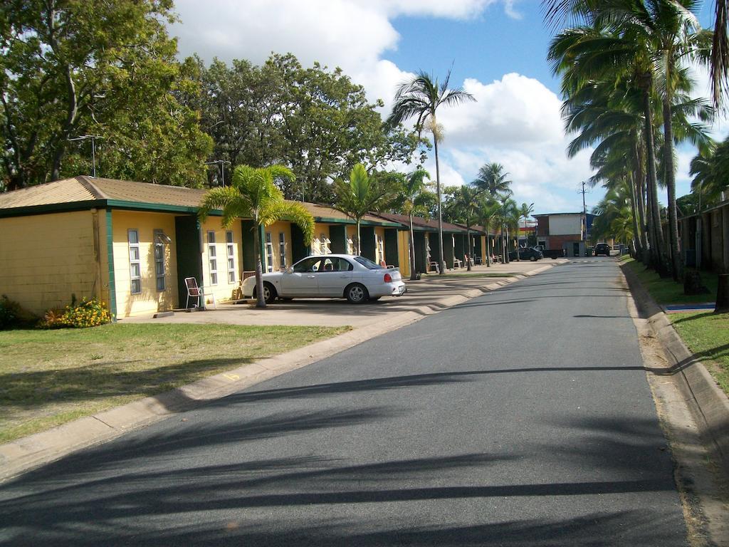 Central Tourist Park Mackay Room photo